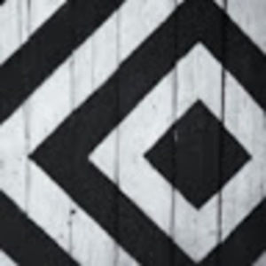 Meet your Posher, Elise